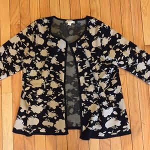 Lovely patterned open sweater